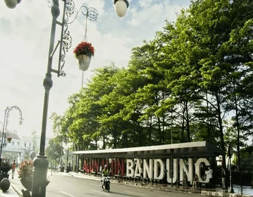 Liburan di Bandung dengan Bajed 500 Ribu Sampai Dimana Aja