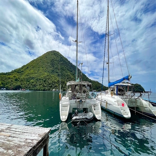 Menuju Banda Neira Kapal Cepat Jadi Transportasi Favorit Wisatawan